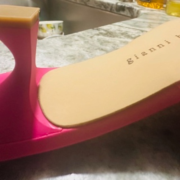 Gianni Bini Pink/ LG RED BOW SLIP ON PUMP NEVER WORN IN WRAPPER! - SIZE 9.5 M - Picture 5 of 13